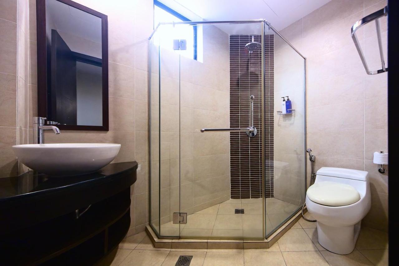 Aa Residen Luxury Condo Homestay 18Mins Walk Tanjung Aru Beach & Golf Course, Not Beach Side Resort Kota Kinabalu Kültér fotó