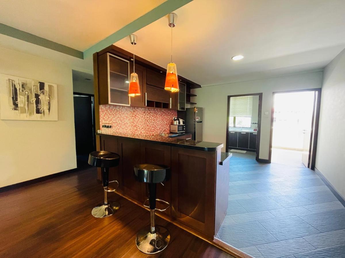 Aa Residen Luxury Condo Homestay 18Mins Walk Tanjung Aru Beach & Golf Course, Not Beach Side Resort Kota Kinabalu Kültér fotó
