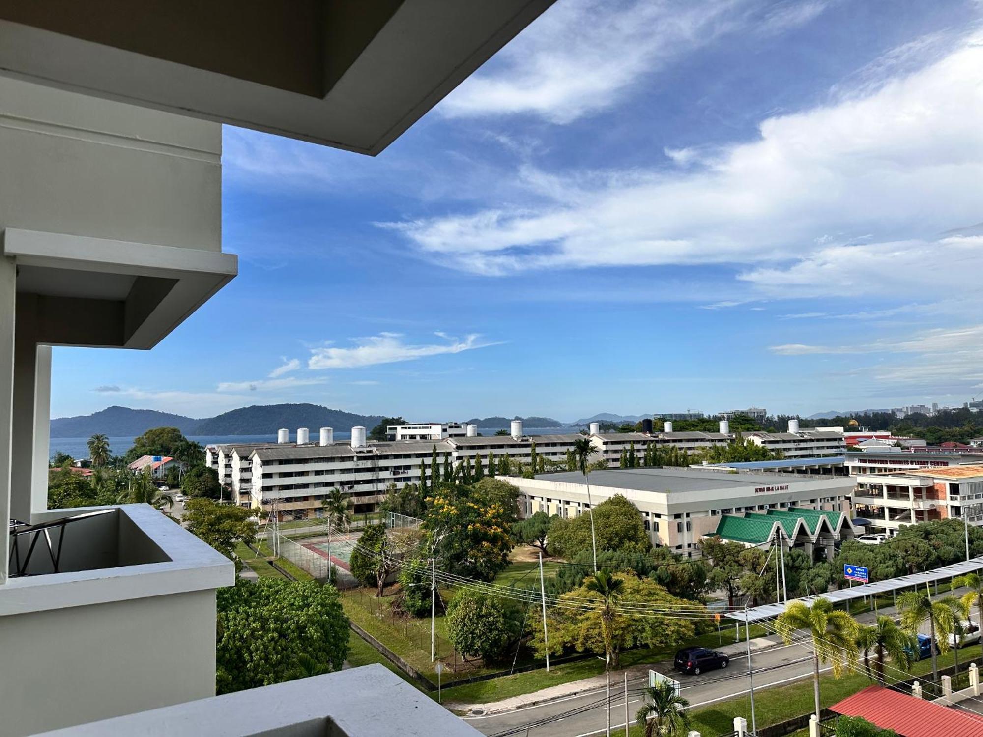 Aa Residen Luxury Condo Homestay 18Mins Walk Tanjung Aru Beach & Golf Course, Not Beach Side Resort Kota Kinabalu Kültér fotó